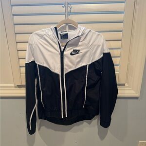 Nike White and Black Zip-Up Jacket